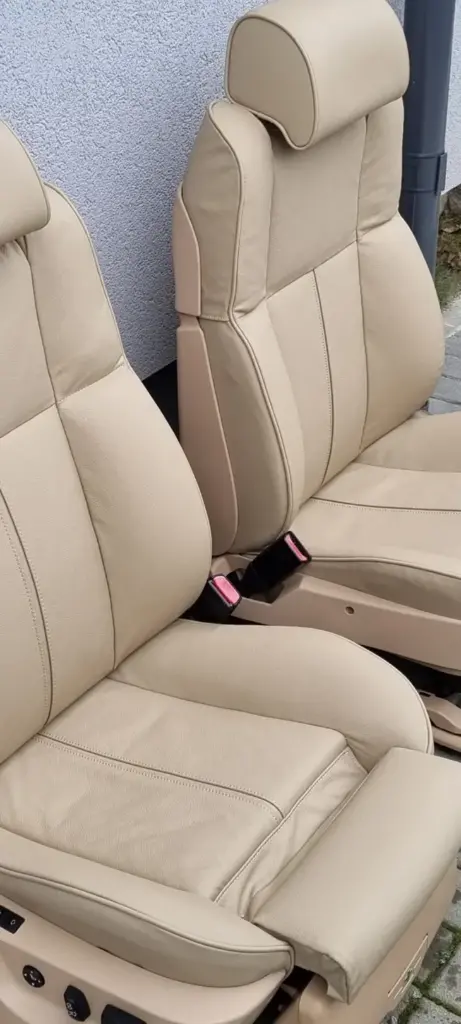 automobilio salono apsiuvimas oda